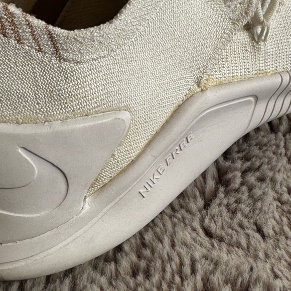 Women's NIKE Free TR Flyknit 3 Running Training Shoes Sneakers Size 8 - Picture 6 of 7